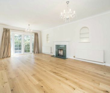 Broadgates Avenue, Barnet, EN4 - Photo 2