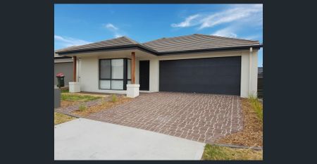 4 bedroom Family Home - Photo 5