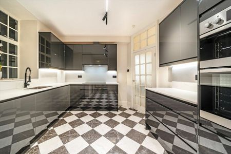 Warwick Gardens, Kensington, W14 - Photo 5