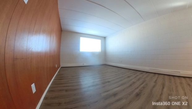1 BDRM/1 BATH – 2315 7TH ST E – Available SEPT 1ST - Photo 1