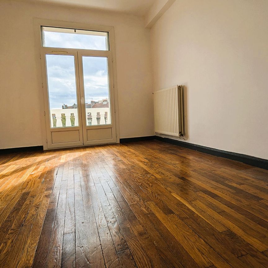 Appartement 2 pièces 54 m² avec 2 balcons à louer à Metz Gare, - Photo 1