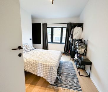 Instapklaar appartement met twee slaapkamers en terras nabij statio... - Foto 3