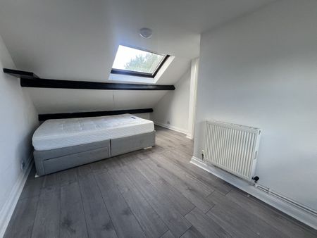 5 Bed Detached House, Poplar Place, BS16 - Photo 4