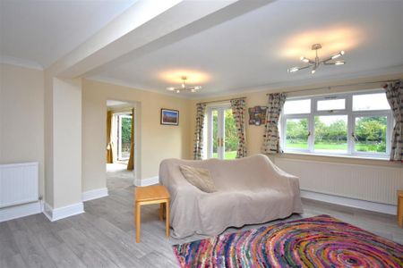 Moor Monkton, York - Photo 4