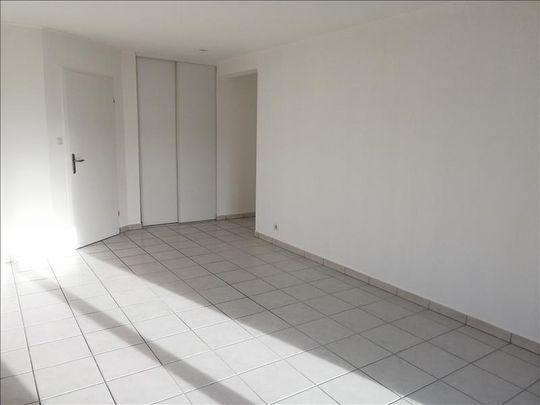 3 pièces - 60,18 m² - 3ème étage - Colocation non autorisée - Photo 1