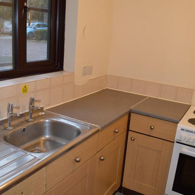 1 bedroom flat to rent - Photo 1