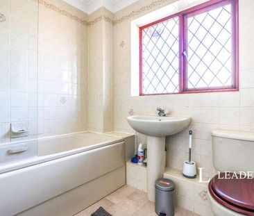 Baverstock Road, Wallisdown, BH12 - Photo 1