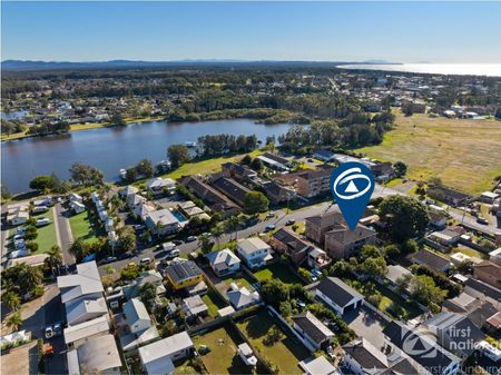 Convenient Tuncurry 2 Bedroom Unit - Photo 4