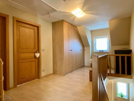 Te huur: stijlvolle alleenstaande villa met 3 slaapkamers, garage en zonnepanelen - Foto 5