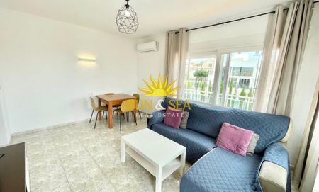 3-BEDROOM APARTMENT FOR RENT IN TORREVIEJA - ALICANTE - Photo 2