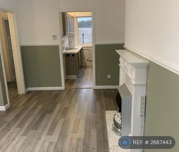 3 bedroom flat to rent - Photo 2