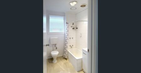 Well Presented Home in a Boutique Complex - Photo 5