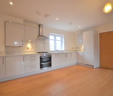 2 bedroom maisonette to rent - Photo 5