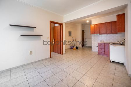 Διαμέρισμα για ενοικίαση Αγία Τριάδα (Πάτρα) - Φωτογραφία 3