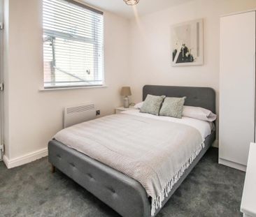 2 bedroom flat to rent - Photo 3