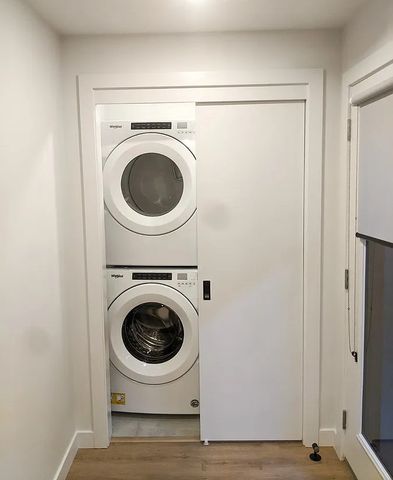 Killarney – a quiet, family-friendly neighborhood close to parks and tennis courts. - Photo 2