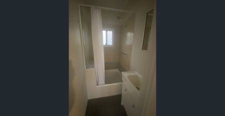 Neat and tidy 2 bedroom unit - Photo 5