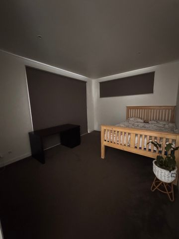 Essendon North - Photo 5