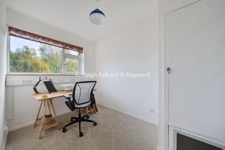 4 bedroom terraced house to rent - Photo 5