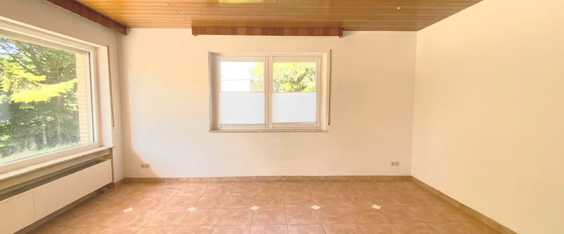 Irrel: Dreizimmerwohnung mit großer Terrasse, Garten, Stellplatz und nur 3 km bis Luxemburg - Foto 1