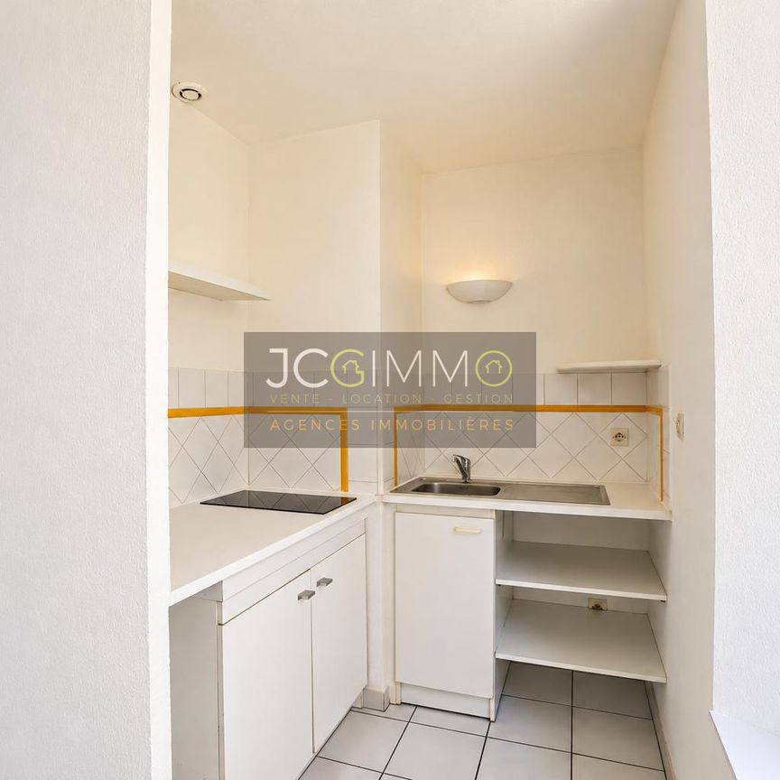 Location Appartement 2 pièces 40m² CUERS 83390 - Photo 1
