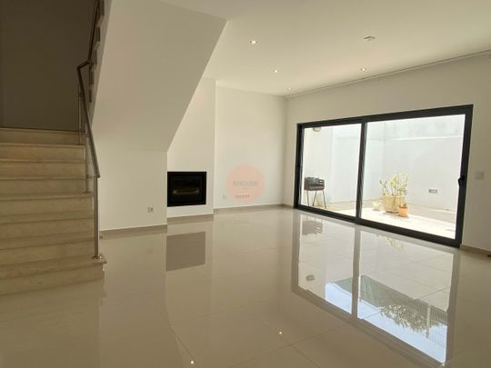 Moradia T3 em Lisboa - Foto 1