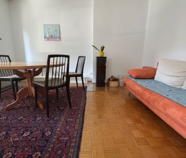 Gemütliche möbelierte 2-Zi-Wohnung mit Balkon, Parkplatz & Grünblic... - Photo 2