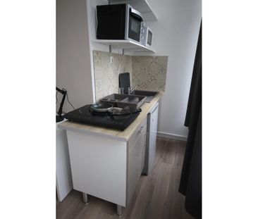 A LOUER : T1 à LILLE • Rue des Postes - WAZEMMES • 450 € - Photo 3