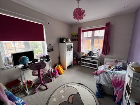 4 Bedroom House To Rent - Photo 3