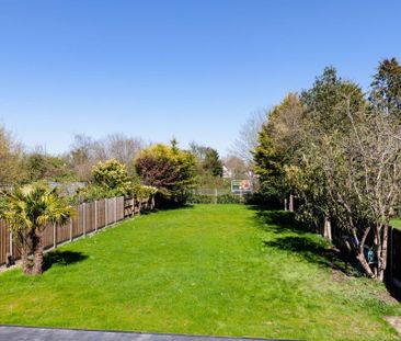 6 bedroom detached house to rent - Photo 3