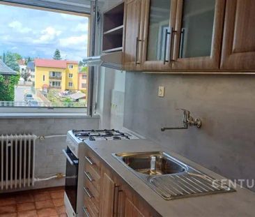 Dlouhodobý pronájem slunného bytu 3+kk o rozloze 61 m - Photo 2