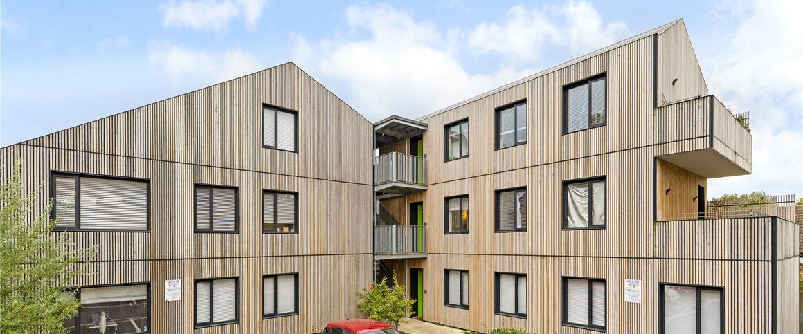 Chobham Road, London, E15 flat to rent - Photo 1