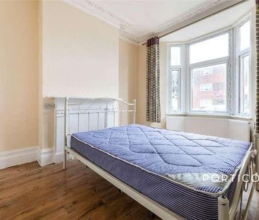 Sebert Road, London, E7 - Photo 1