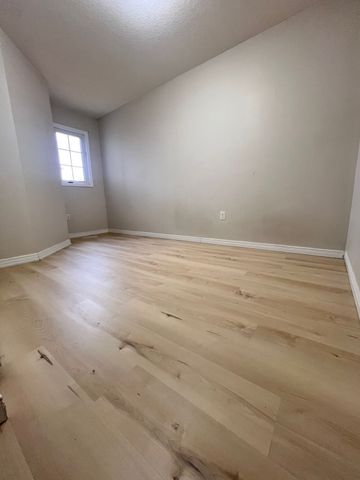 For Lease - 155 Highland Crescent Unit# B10, Kitchener, Ontario - Photo 2