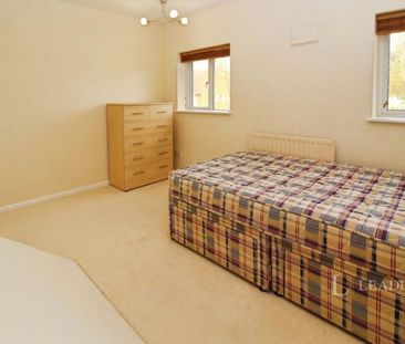 3 bedroom house to rent Latimer Close, Kenilworth, Warwickshire, CV8 - Photo 5