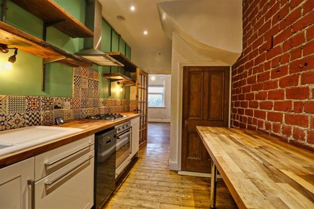 3 bedroom terraced house to rent - Photo 2