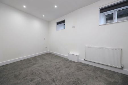 Central Street, Ramsbottom - Photo 4