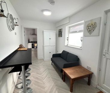 4 bedroom house share to rent - Photo 1