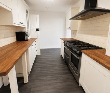 Woodlands Road, Guildford, Surrey , GU1 - Photo 6