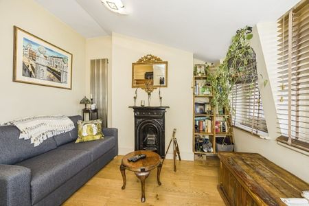 4 bedroom terraced house to rent - Photo 4