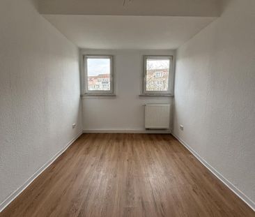 Gut geschnittene 3-Zimmer-Dachgeschosswohnung. - Photo 1