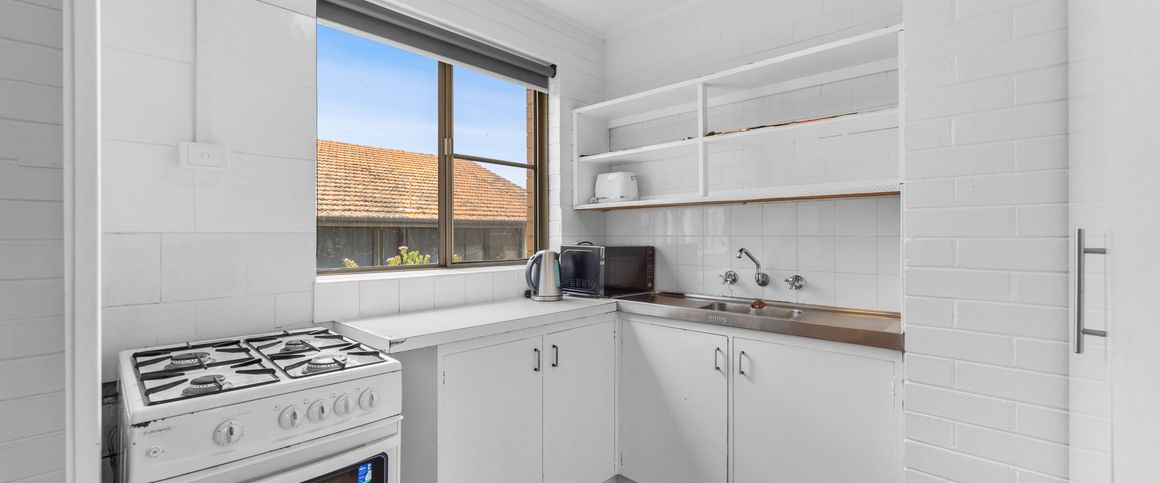 8/82 Broadway, Crawley WA 6009 - Photo 1