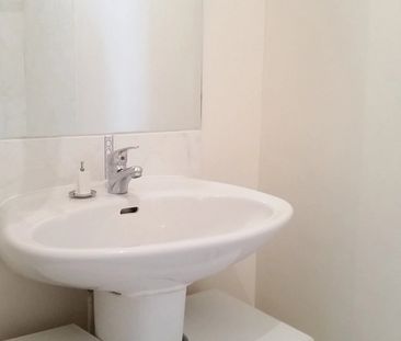 Location Appartement 3 pièces 63m² LA ROCHELLE 17000 - Photo 6