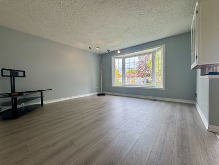 For Lease - 29 Monterrey Drive, Toronto, Ontario - Photo 2