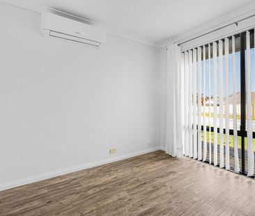 IMMACULATE THREE BEDROOM HOME - Photo 3