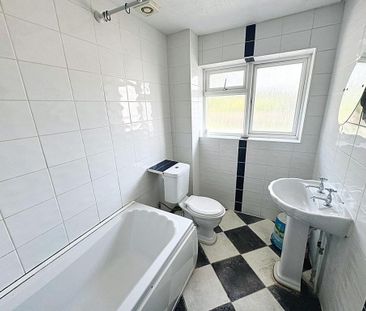 House share to rent - Photo 2