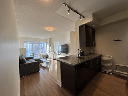 For Lease - 28 Linden Street Unit# 1908, Toronto, Ontario - Photo 2