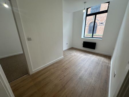 2 bedroom apartment to rent - Photo 4