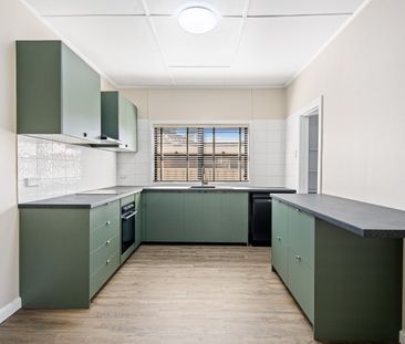 Freshly Renovated Home in Ideal Engadine Location - Photo 1