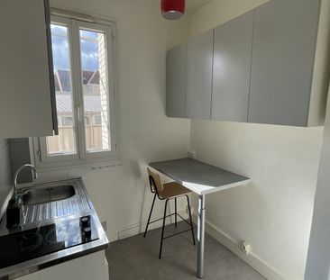 Location Appartement 1 pièce 24m² ENGHIEN LES BAINS 95880 - Photo 2